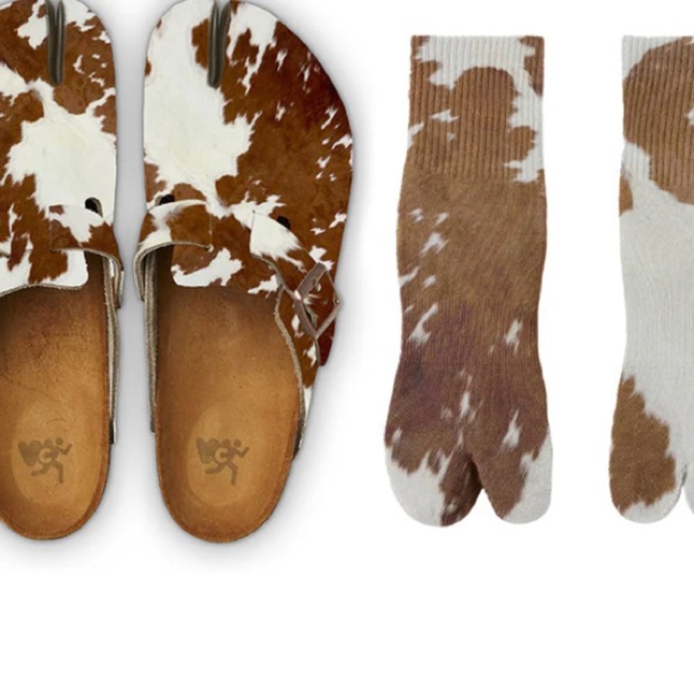 🐮 UGG style faux fur mule clog w/buckle & matching cow patterned socks NWT🐮 - Picture 2 of 3